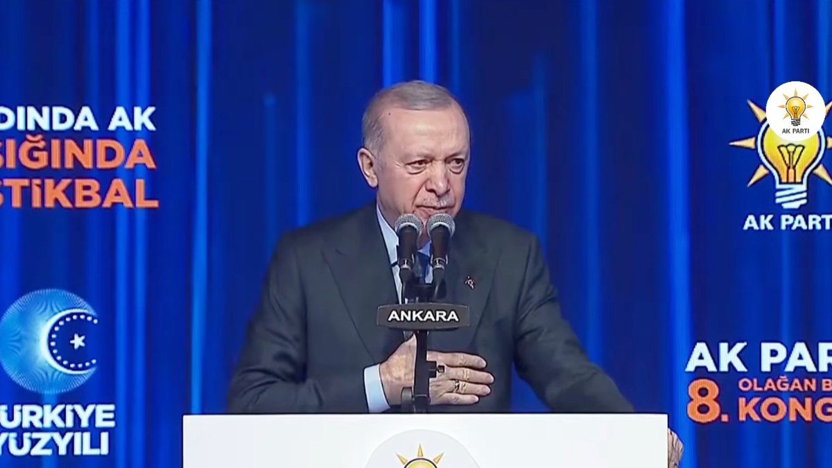 AK Parti’de kongre heyecanı: Cumhurbaşkanı Erdoğan’dan önemli mesajlar
